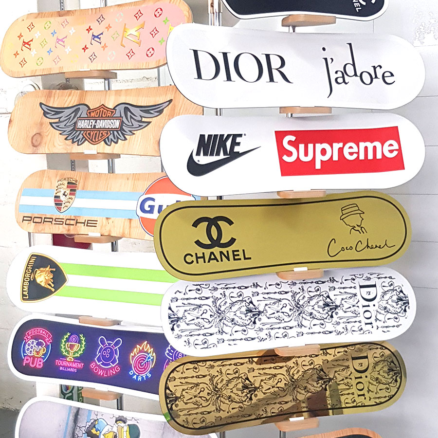 Lot de stickers skateboard, marques, logos, autocollants skate, snowboard,  planche à roulette, energy drink, street, sport, - Cdiscount Beaux-Arts et  Loisirs créatifs